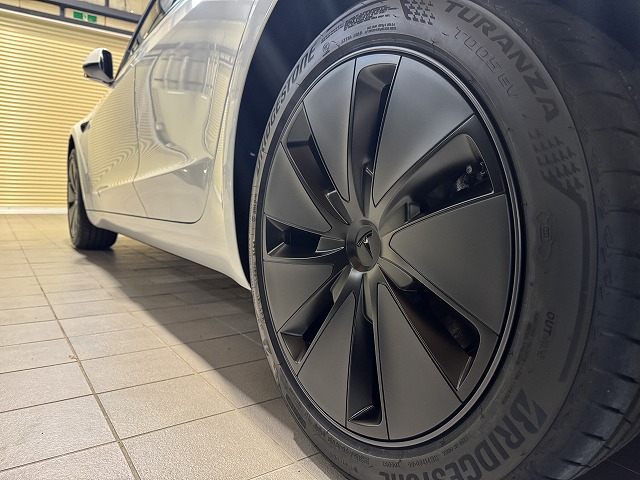 テスラ　モデル3　セラミックコーティング施工後　完成写真　墨田区