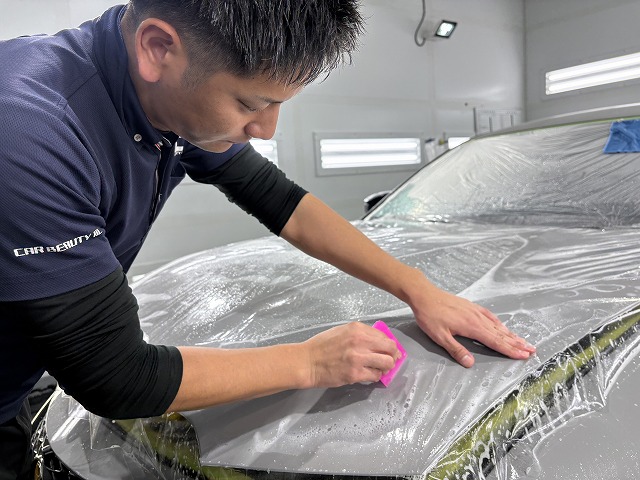 009 - トータルカービューティIIC レクサスIS500 プロテクションフィルム施工の様子 川崎市