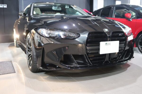 BMW M4にカーコーティング 施工完了