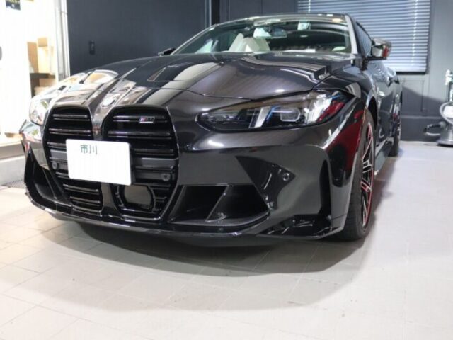 BMW M4にカーコーティング 施工完了2