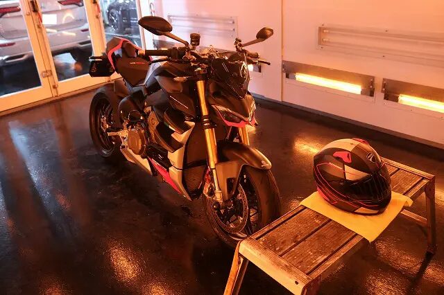DUCATI V4 SP2　遠赤外線乾燥