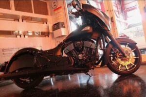 インディアンモーターサイクルにコーティング施工。江戸川区よりお越しのバイクに【セラミックコーティング4層】