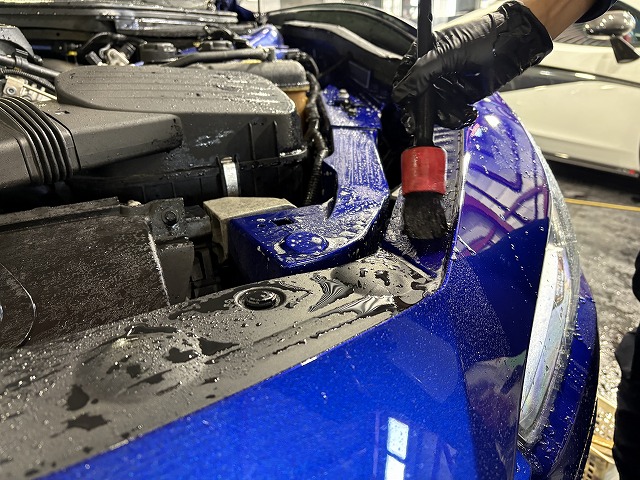 マセラティ ギブリグランスポーツ　市川市　洗車の様子