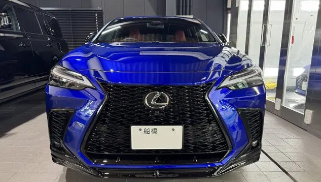 レクサス・NX350hにセラミックコーティングと内装フルパッケージを施工