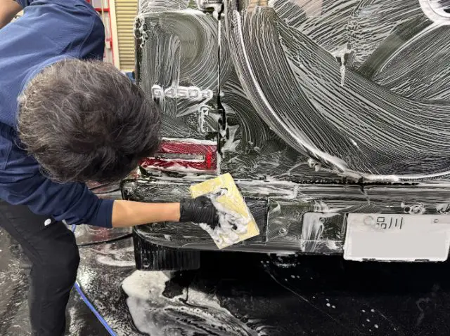 02 - トータルカービューティIIC メルセデスベンツ G450d 品川区 洗車の様子