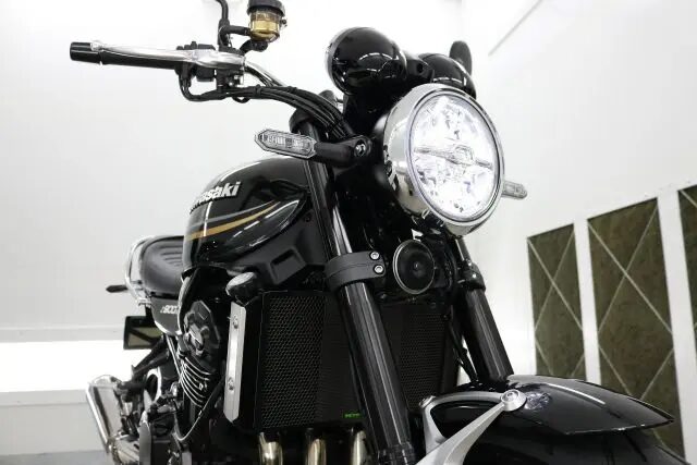 Kawasaki、Z900RS バイクコーティング
