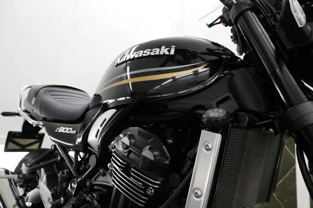 Kawasaki、Z900RS バイクコーティング - トータルカービューティIIC Kawasaki、Z900RS バイクコーティング