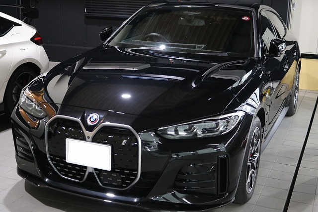 BMW.i４にカーコーティング施工。東京都世田谷区よりお越しのお車に【System X ダイヤモンド】