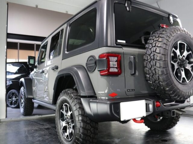 Jeepラングラー クォーツガラスコーティング 施工完了2