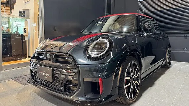 MINIジョンクーパーワークスにセラミックコーティングを施工