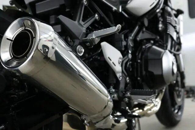 Kawasaki、Z900RS バイクコーティング