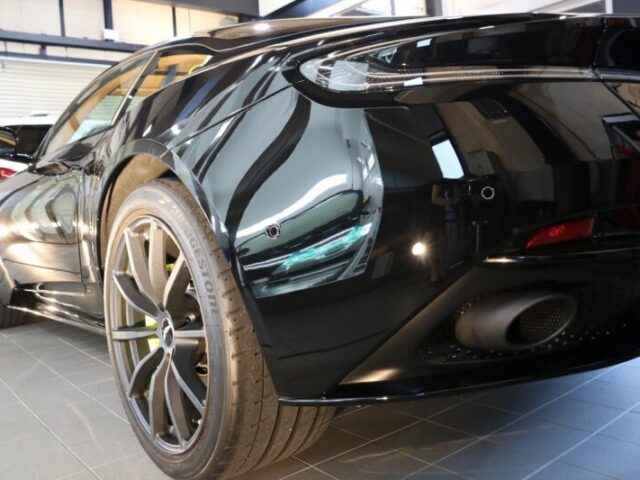 アストンマーティン PPF 施工完了3