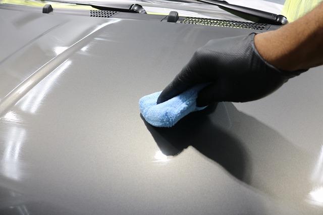 アバルト595 カーコーティング 施工中2