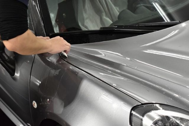 アルファロメオ PPF 施工中2