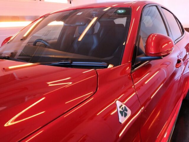 アルファロメオジュリア カーコーティング 遠赤ブース