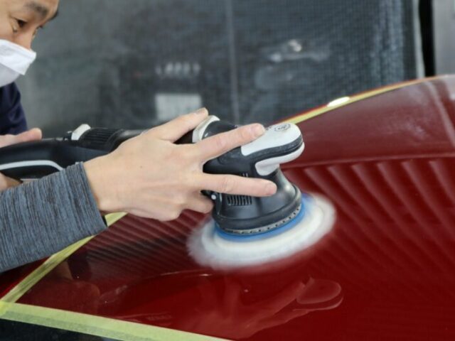 アルファロメオジュリア カーコーティング施工中2