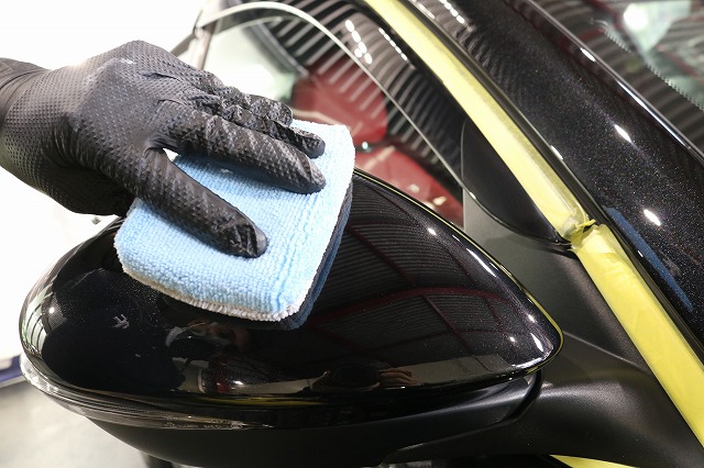 アルファロメオステルヴィオ カーコーティング 施工中