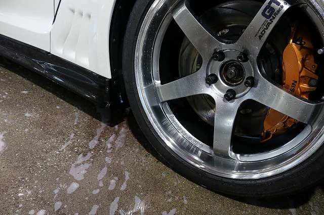 キャデラックCT6 カーコーティング ホイール鉄粉 - トータルカービューティIIC キャデラックCT6 カーコーティング ホイール鉄粉