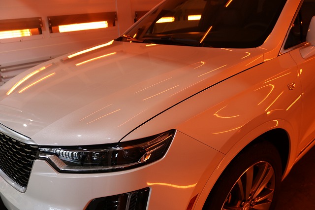 キャデラックXT6 セラミックプロ 施工 遠赤ブース2