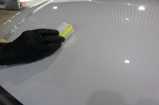 キャデラックXT6 セラミックプロ 施工中2