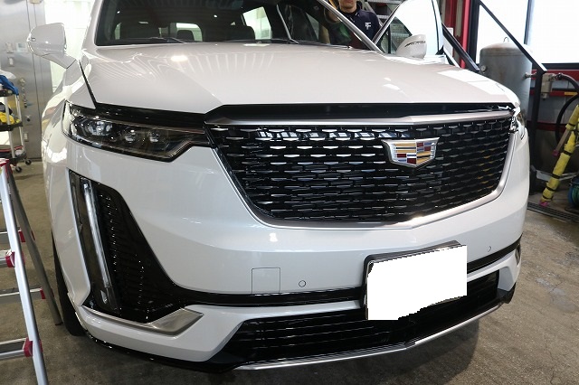 キャデラックXT6 セラミックプロ 施工前