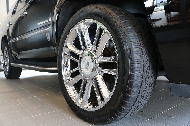 キャデラックエスカレード セラミックコーティング 施工完了4