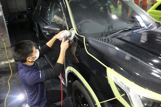 スバルフォレスター カーコーティング 施工中