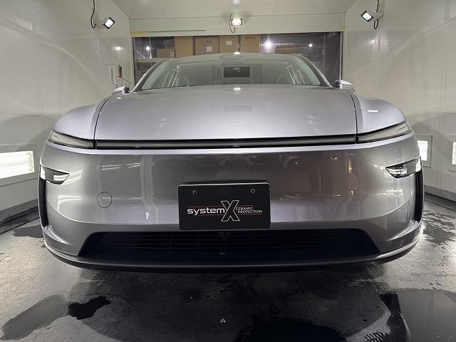 テスラモデルY ジュニパーにカーコーティング1