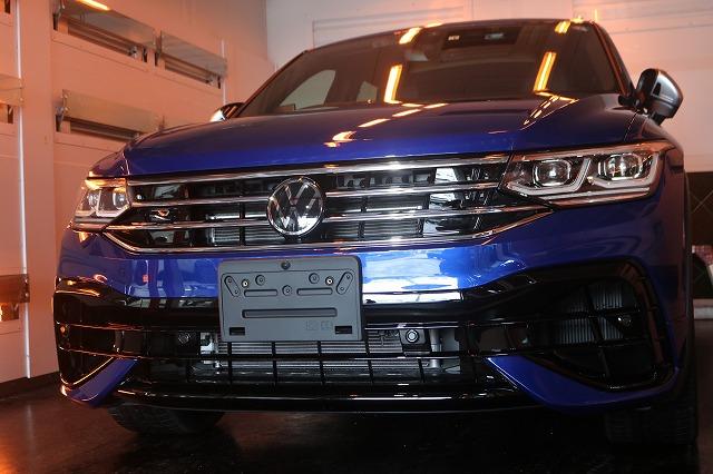 フォルクスワーゲンティグアンにプロテクションフィルム施工 遠赤ブース