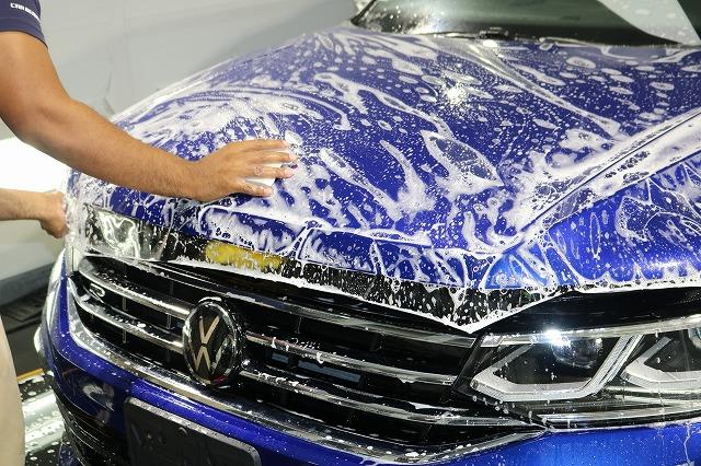 フォルクスワーゲンティグアンにプロテクションフィルム施工4