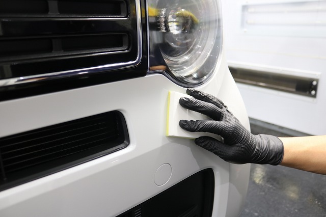 ホンダ N-WGN カーコーティング 施工中