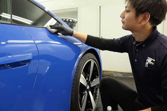 ポルシェ911 カーコーティング施工中2