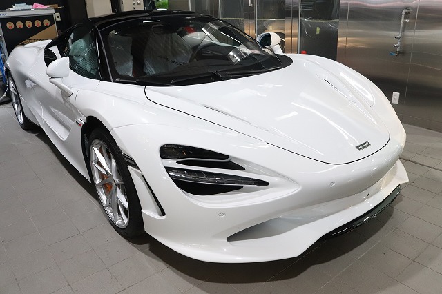 マクラーレン 720Sスパイダー プロテクションフィルム施工後