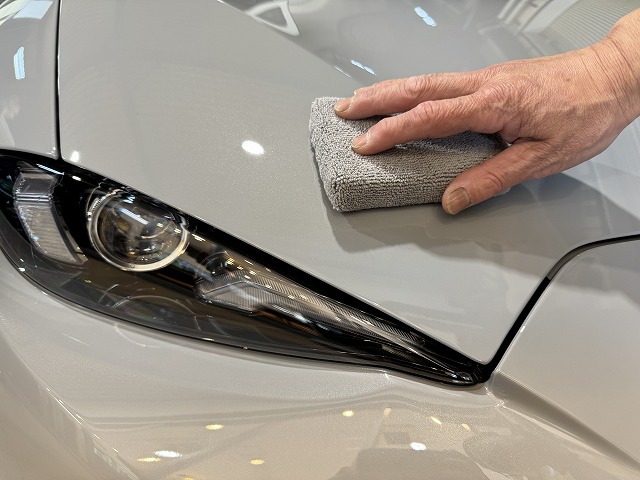 マツダ ロードスター カーコーティング 施工中