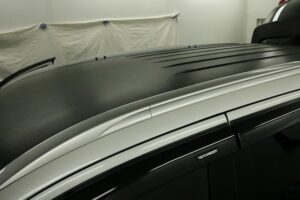 三菱アウトランダーのルーフにカーボンフィルム施工 完了