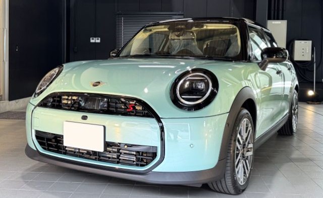 BMW MINI・クーパーSにセラミックコーティングを施工