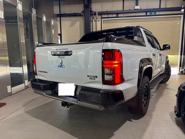 三菱トライトン　カーコーティング　施工後