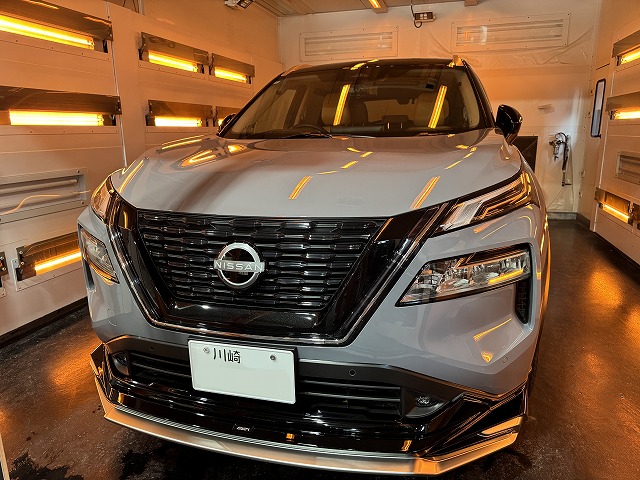 日産 エクストレイル 川崎市　遠赤外線熱乾燥中
