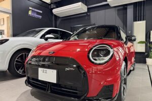 MINI ジョンクーパーワークスEにカーコーティング施工。東京都台東区よりお越しのお車に【SystemX Pro】