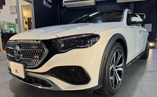 メルセデスベンツ・E220dオールテレインにプロテクションフィルムを施工