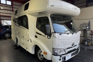 キャンピングカー ANEXリバティ52SP カムロード　川崎市　コーティング施工後　完成写真