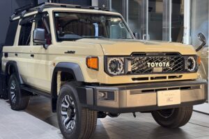 トヨタ ランドクルーザー70　市川市　セラミックコーティング施工後　完成写真