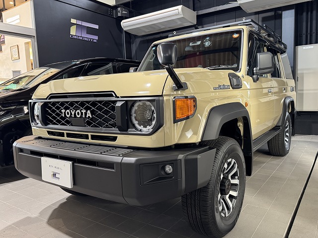 トヨタ ランドクルーザー70　市川市　セラミックコーティング施工後　完成写真