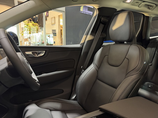 040 - トータルカービューティIIC ボルボ CX60 浦安市 セラミックコーティング施工後 完成写真