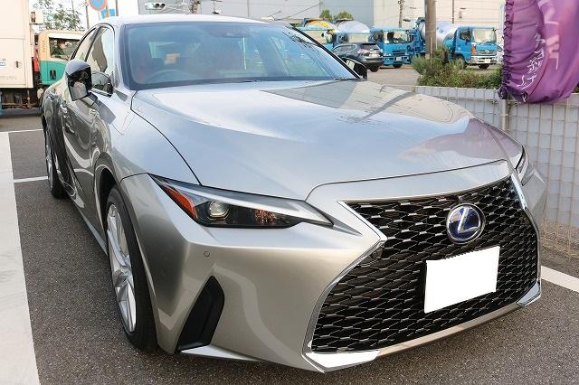 千葉県浦安市のレクサスISにカーコーティングを施工　耐久性のあるGガード