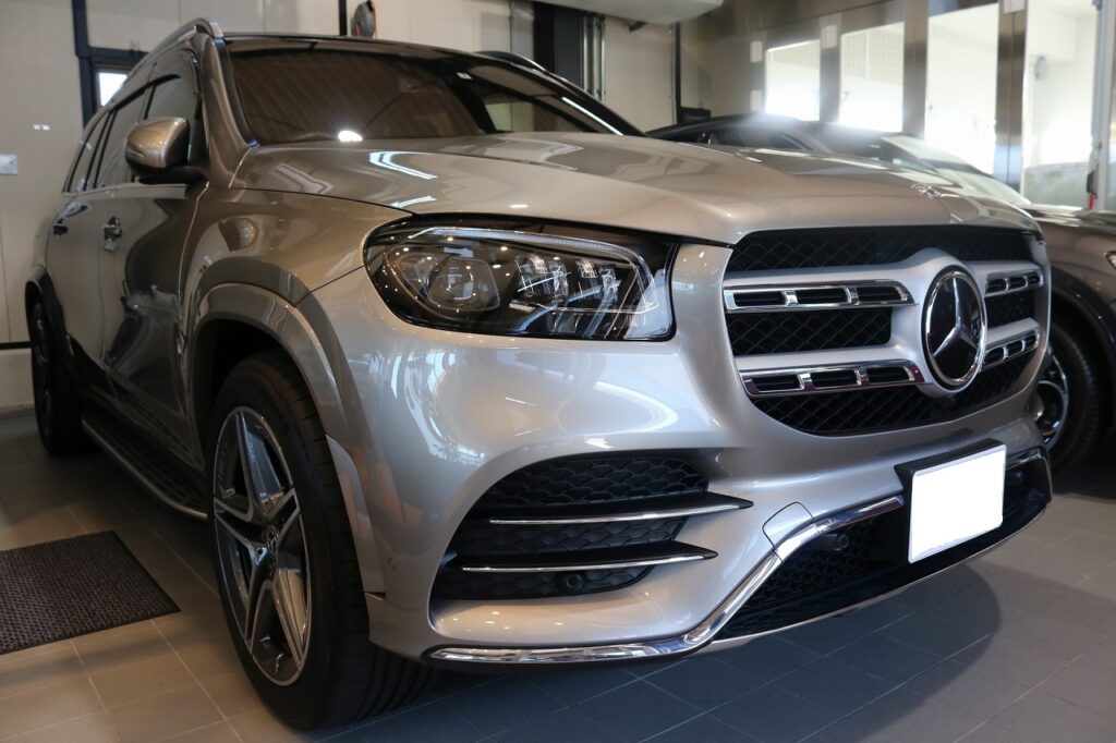 メルセデスベンツGLSにキズから車をお守りするカーコーティング施工　東京都より