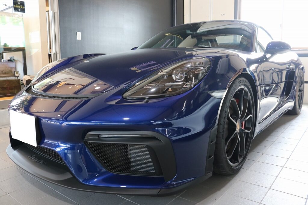 ポルシェ718ボクスターに自己修復性能を持つカーコーティング施工♪東京都より