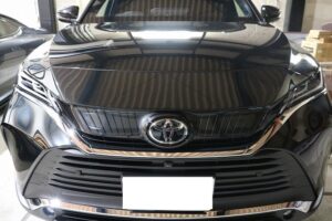 東京都よりご来店の新車トヨタハリアーにカーコーティング施工です♪