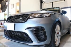 マッドのレンジローバーヴェラールご入庫！カーコーティングを施工しました☆