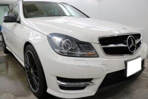 千葉県市原市よりお越しのメルセデスベンツC200ワゴンに親水性のカーコーティング『クォーツガラスコート』を施工しました。